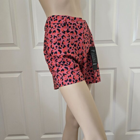 J. Lindeberg Gwen Printed Golf Short Size 27 Faded Rose Animal - Picture 5 of 13